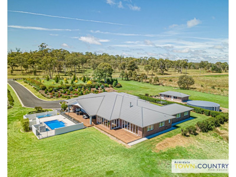 92 Kellys Plains Road, Armidale NSW 2350