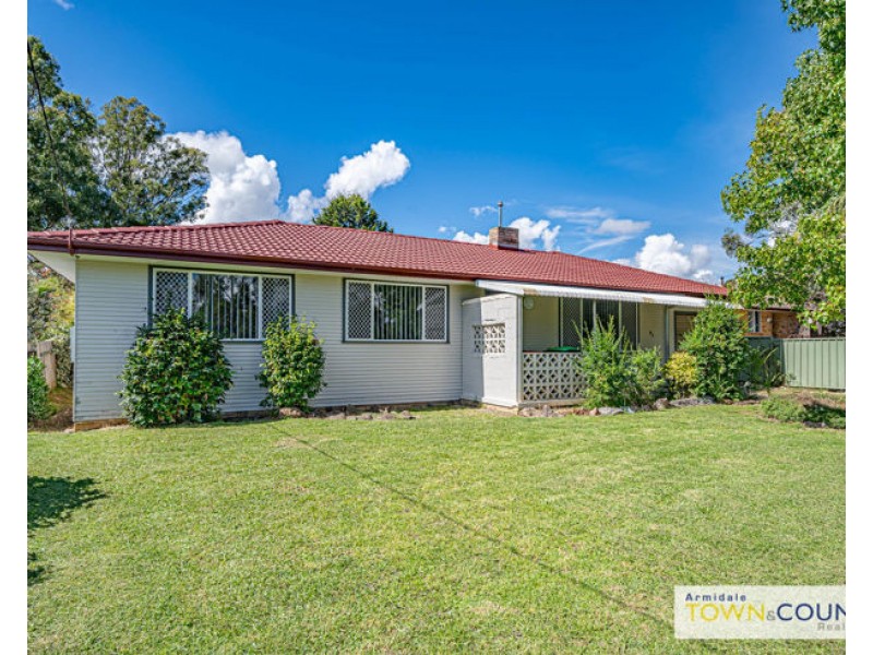 83 Galloway, Armidale NSW 2350