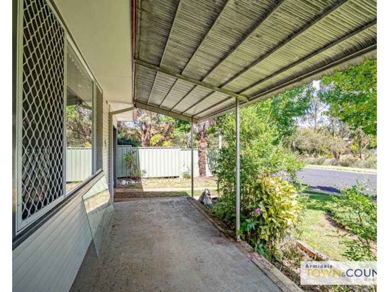 83 Galloway, Armidale NSW 2350