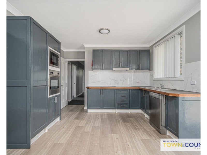 83 Galloway, Armidale NSW 2350