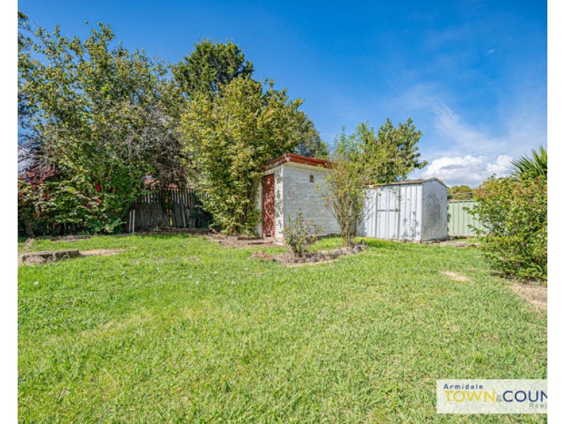 83 Galloway, Armidale NSW 2350