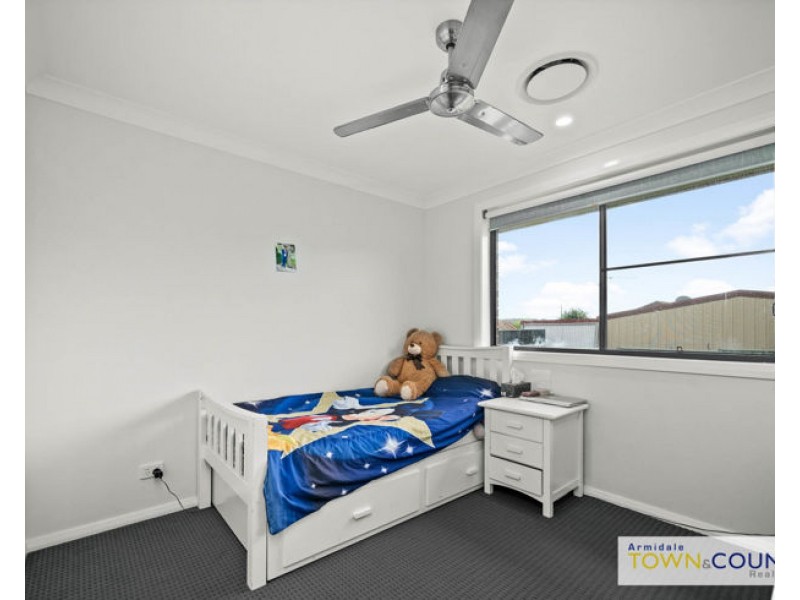 2 Kilcoy Close, Armidale NSW 2350