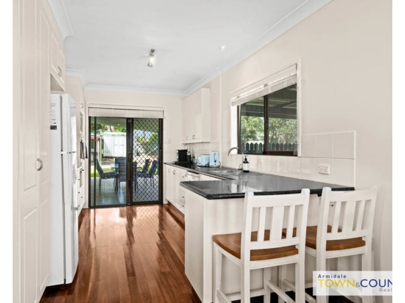 2 Merinda Place, Armidale NSW 2350