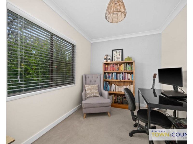 2 Merinda Place, Armidale NSW 2350