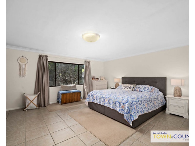 2 Merinda Place, Armidale NSW 2350