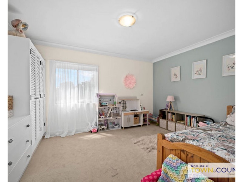 2 Merinda Place, Armidale NSW 2350