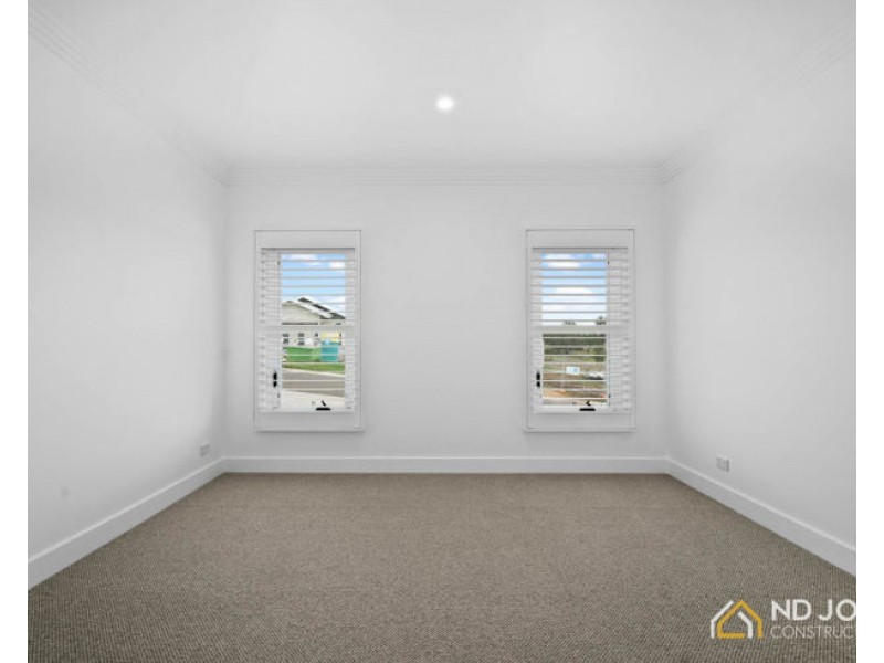 15 Melba Place, Armidale NSW 2350