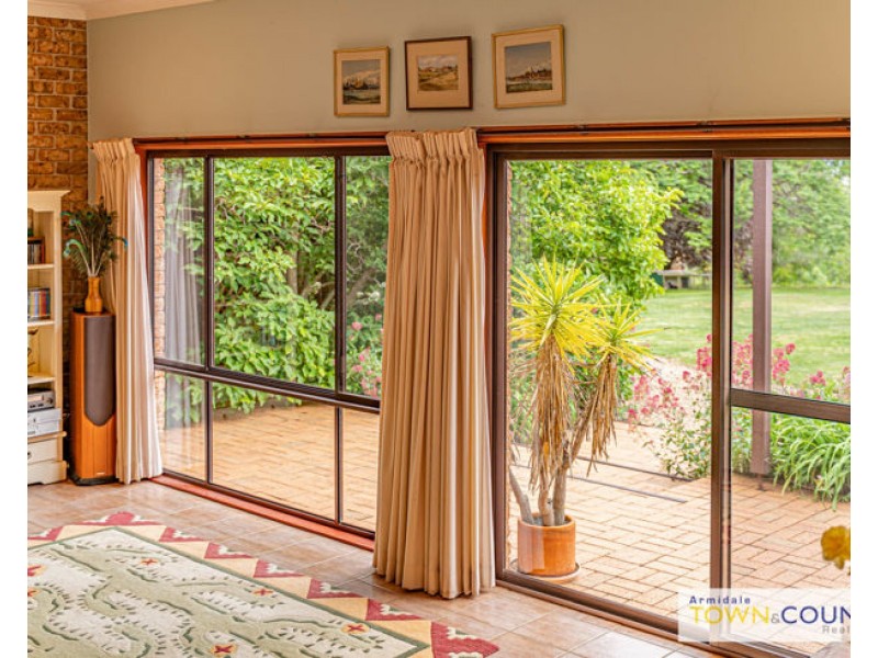 169 Kalinda Road, Invergowrie NSW 2350