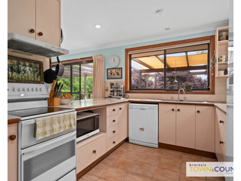 169 Kalinda Road, Invergowrie NSW 2350