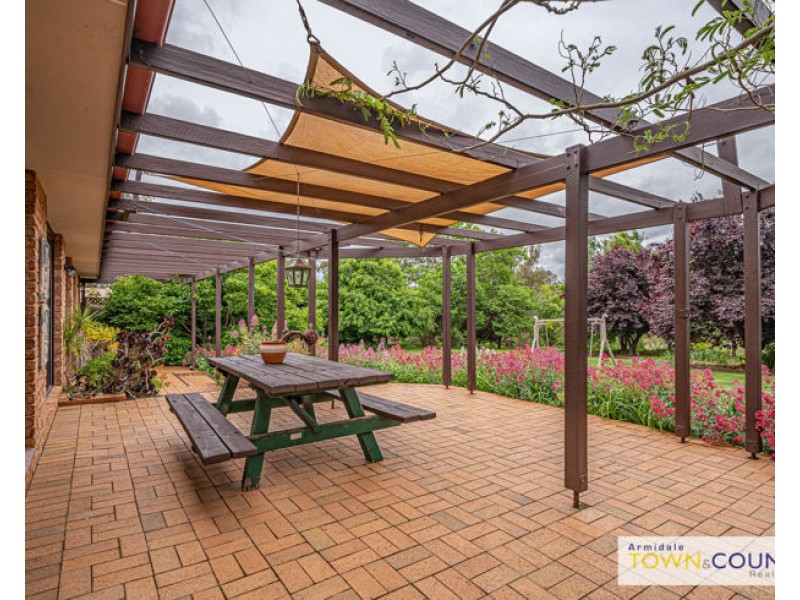 169 Kalinda Road, Invergowrie NSW 2350