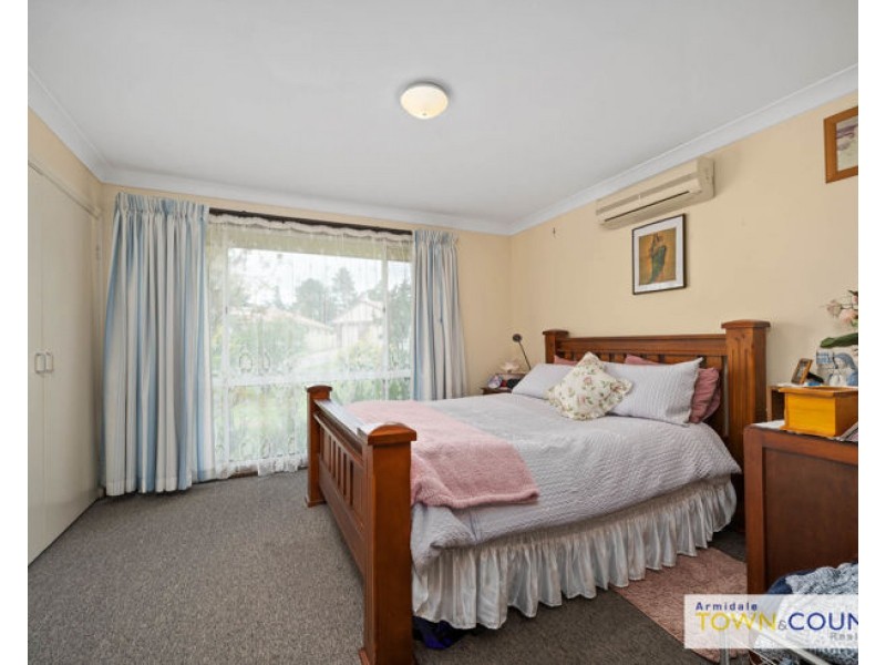 19 Conningdale Crescent, Armidale NSW 2350