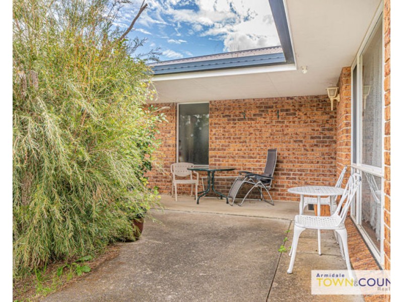 19 Conningdale Crescent, Armidale NSW 2350