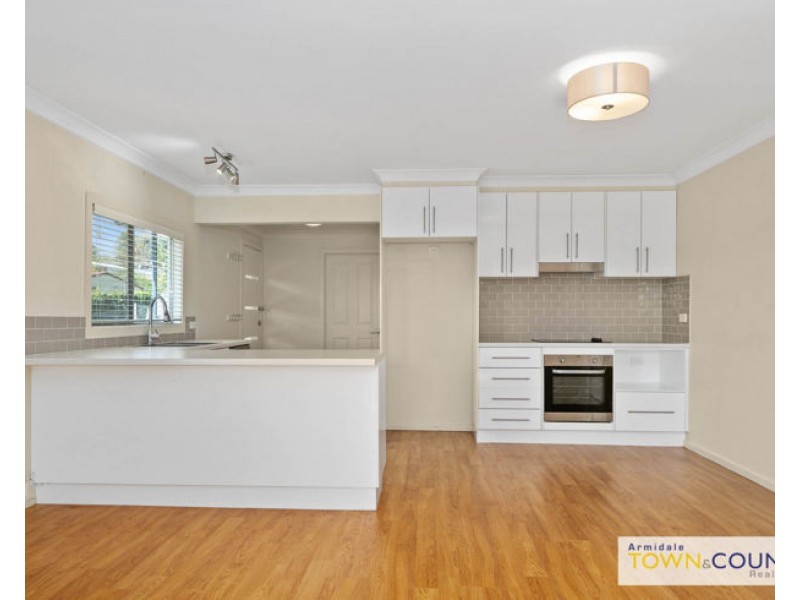 26 Lambs Avenue, Armidale NSW 2350