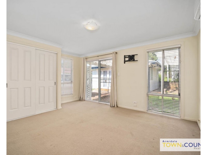 26 Lambs Avenue, Armidale NSW 2350