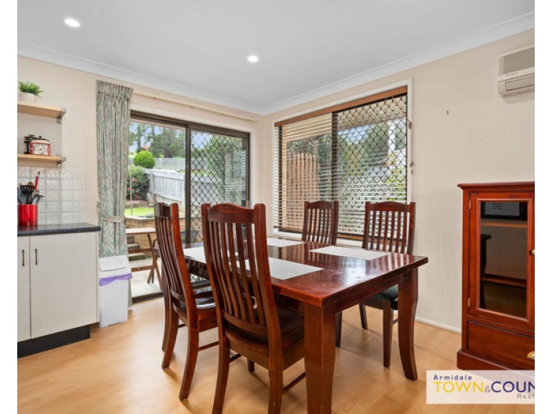 11 Schultz Avenue, Armidale NSW 2350