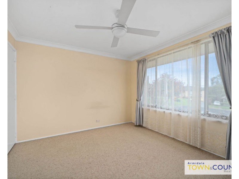 11 Schultz Avenue, Armidale NSW 2350