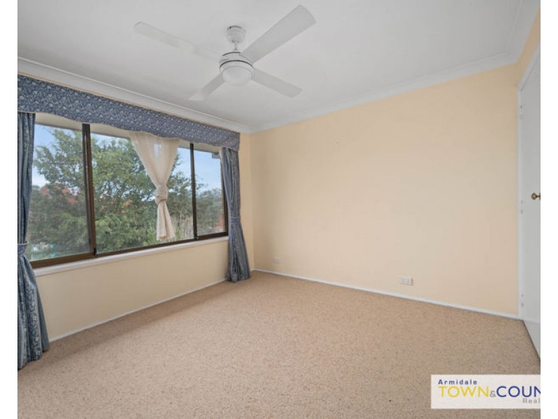 11 Schultz Avenue, Armidale NSW 2350