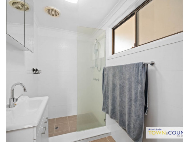 11 Schultz Avenue, Armidale NSW 2350