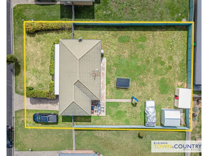 3 aldred avenue, Armidale NSW 2350