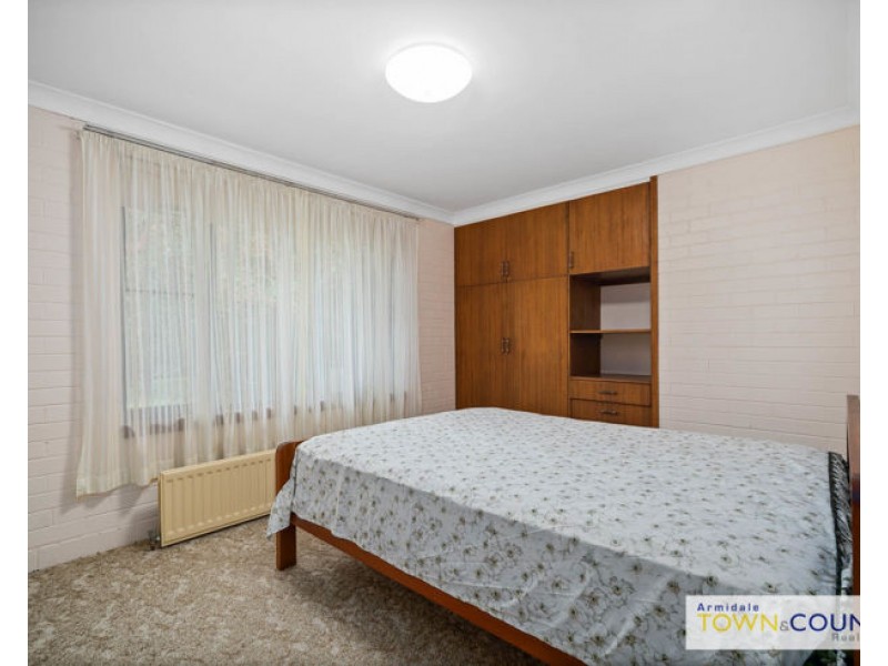 13 Joan Place, Armidale NSW 2350