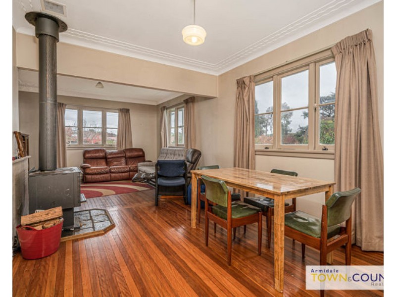55 Mossman Street, Armidale NSW 2350