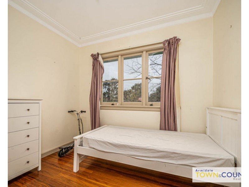 55 Mossman Street, Armidale NSW 2350