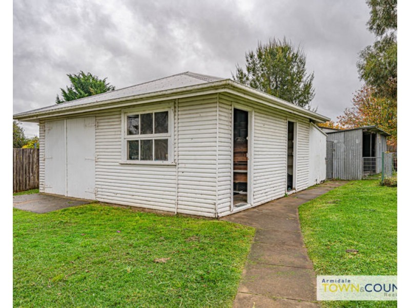 55 Mossman Street, Armidale NSW 2350