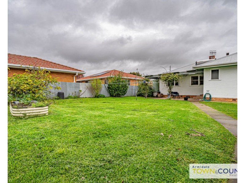 55 Mossman Street, Armidale NSW 2350
