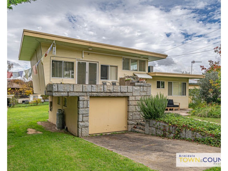 170 Donnelly Street, Armidale NSW 2350