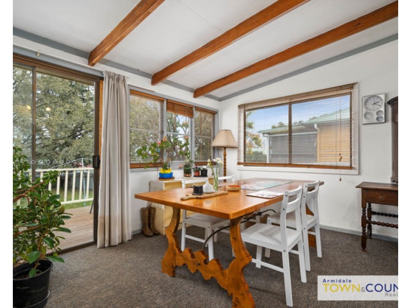 37 Hargrave Street, Armidale NSW 2350