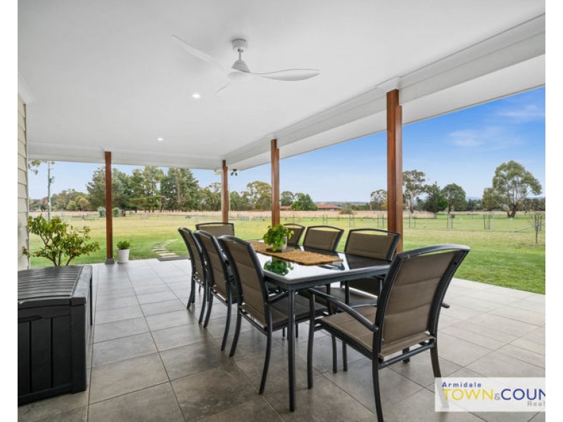 71 Dumaresq Road, Armidale NSW 2350