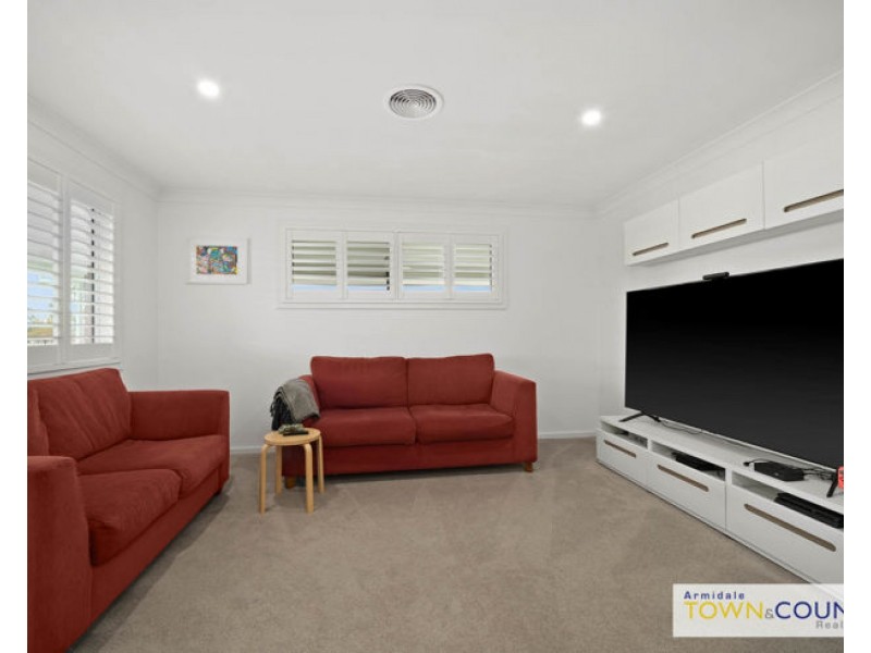 71 Dumaresq Road, Armidale NSW 2350