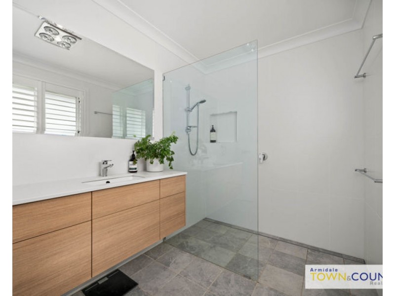 71 Dumaresq Road, Armidale NSW 2350