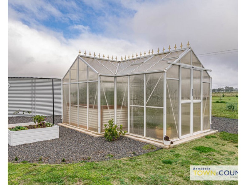 71 Dumaresq Road, Armidale NSW 2350