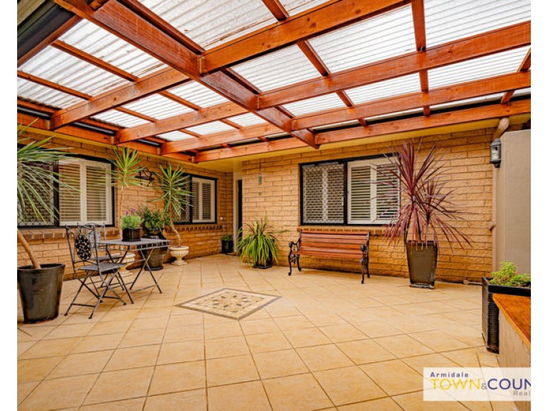 21 Dorothy Avenue, Armidale NSW 2350