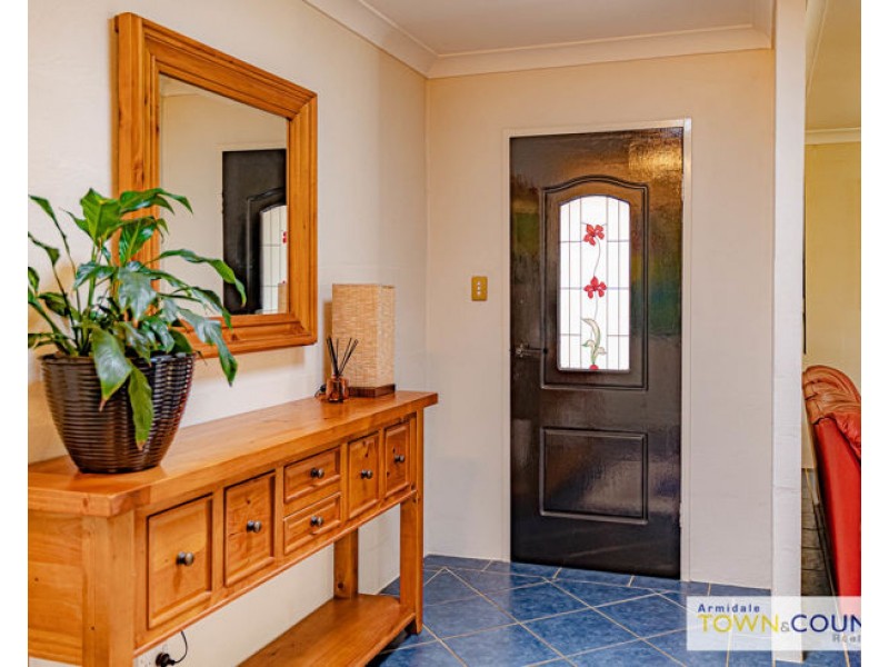 21 Dorothy Avenue, Armidale NSW 2350