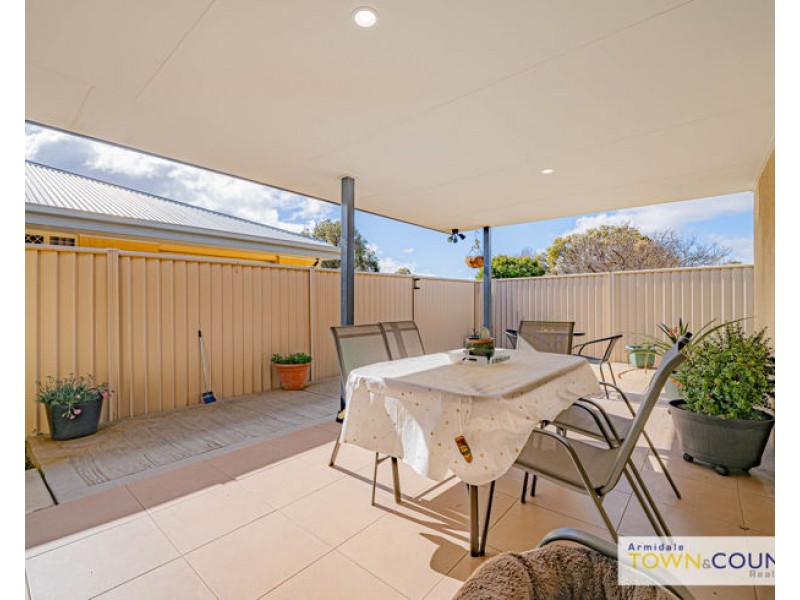 22 Rusden Court, Armidale NSW 2350