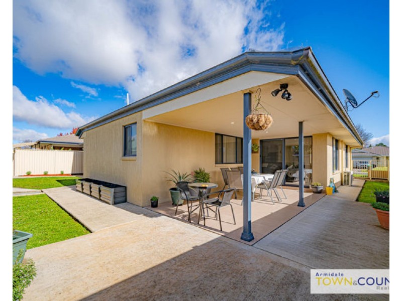 22 Rusden Court, Armidale NSW 2350