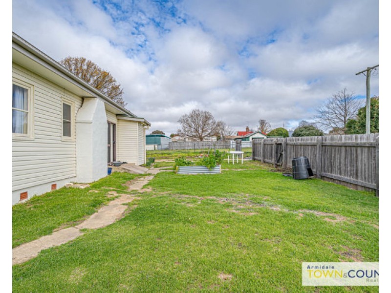 26 Uralla Street, Uralla NSW 2358