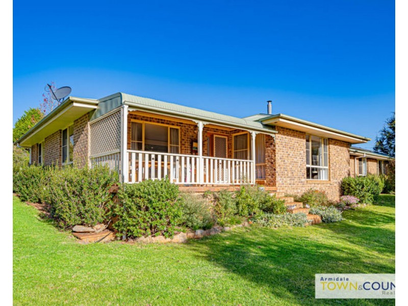 4 Westview Road, Armidale NSW 2350