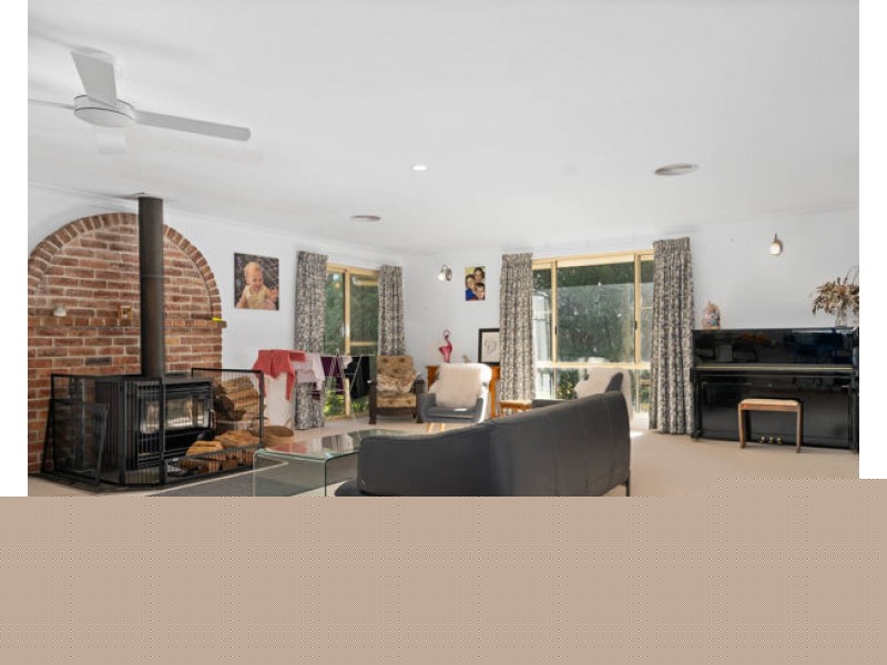 4 Westview Road, Armidale NSW 2350