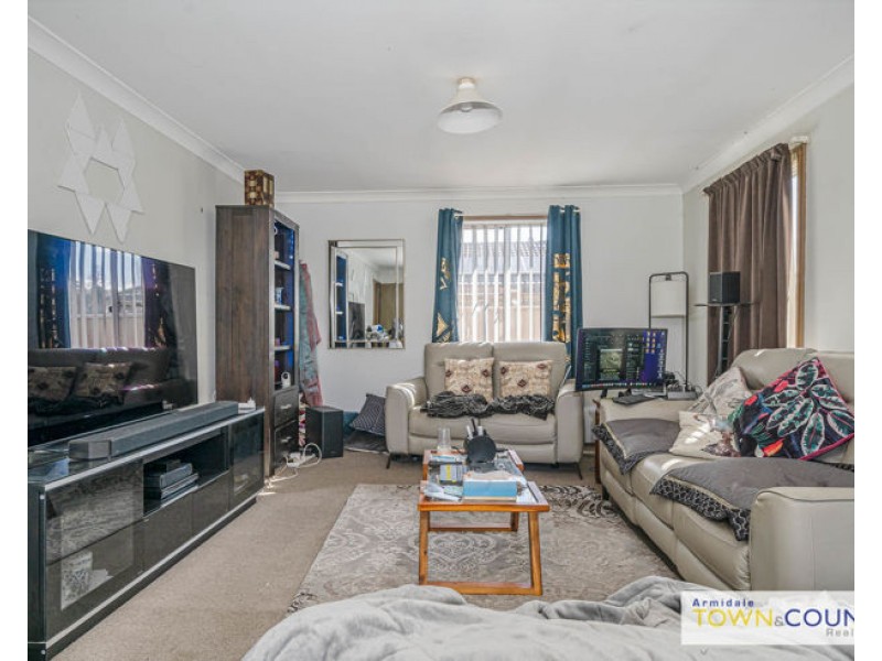 15 Centennial Close, Armidale NSW 2350