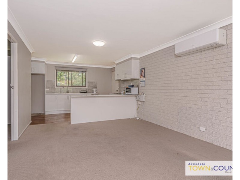 1/1 Robina Crescent, Armidale NSW 2350