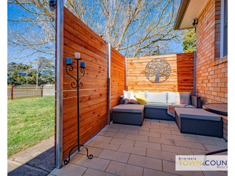 21 Queen Elizabeth Drive, Armidale NSW 2350