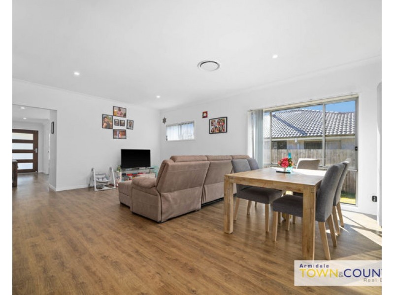 29 Sunrise Crescent, Armidale NSW 2350