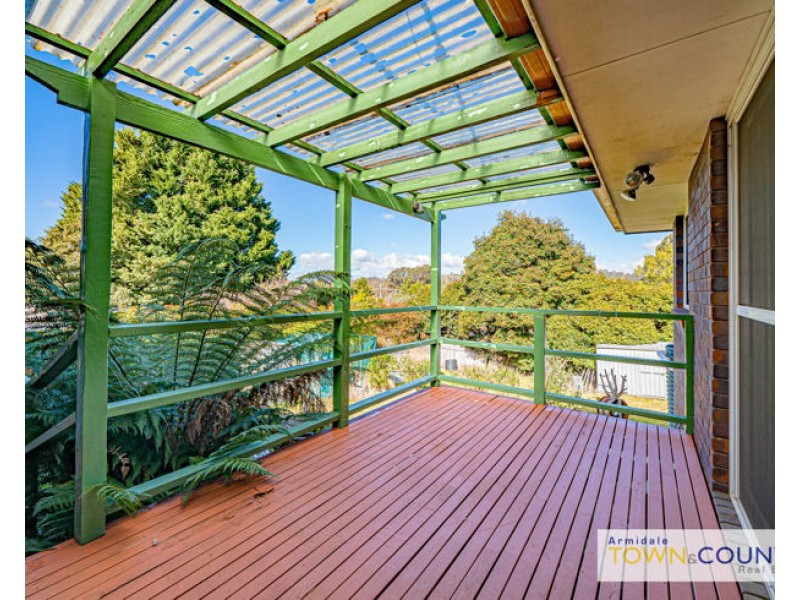 15 Napier Court, Armidale NSW 2350