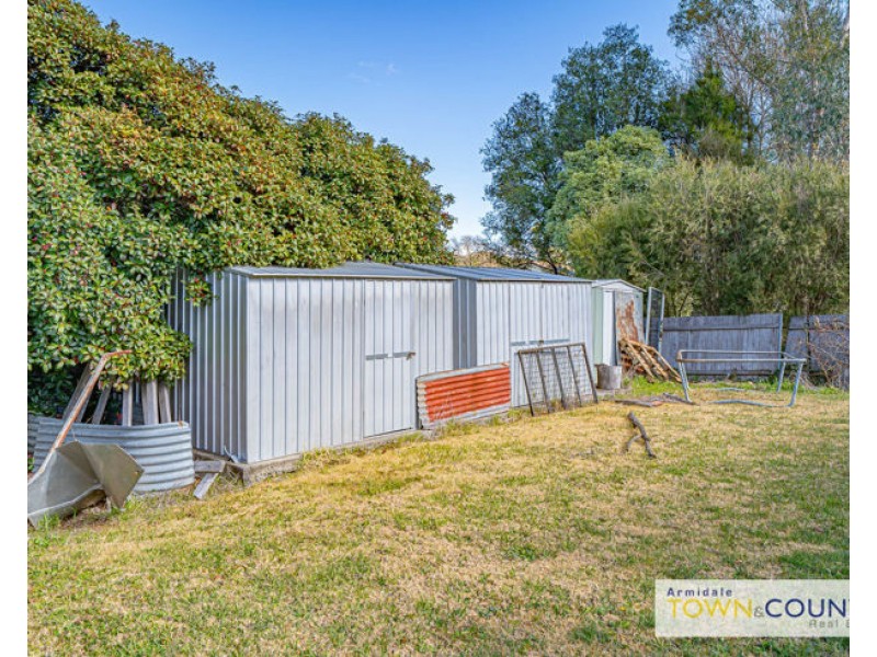 15 Napier Court, Armidale NSW 2350