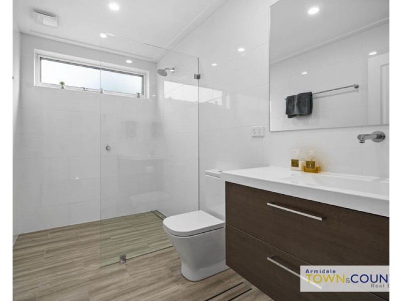 6 Turner Street, Armidale NSW 2350