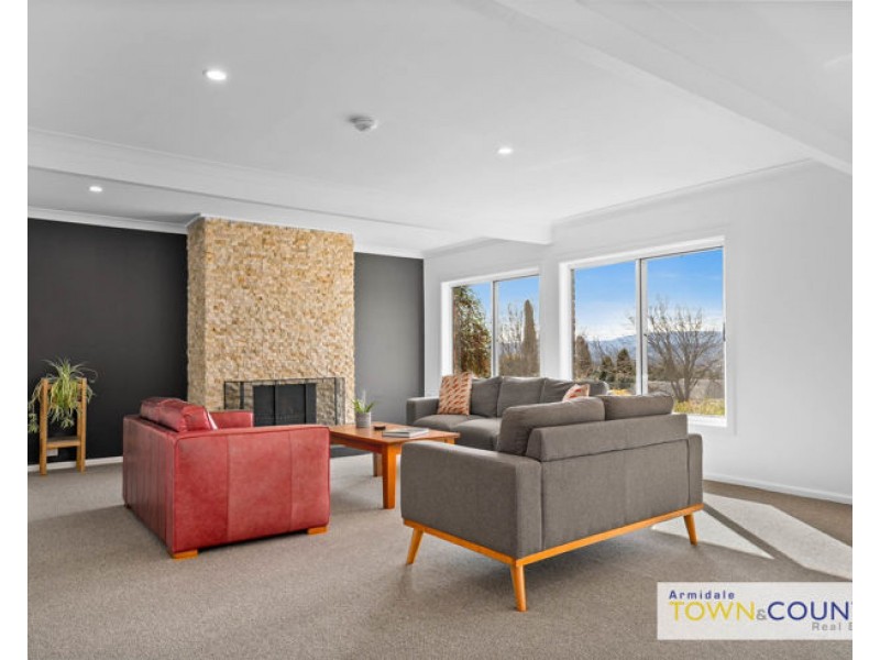 6 Turner Street, Armidale NSW 2350