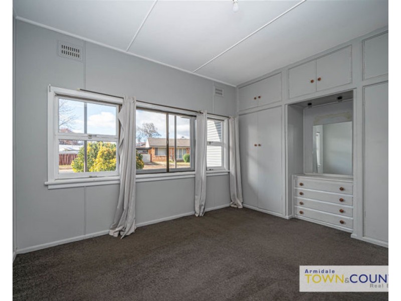 22 Roslyn Avenue, Armidale NSW 2350